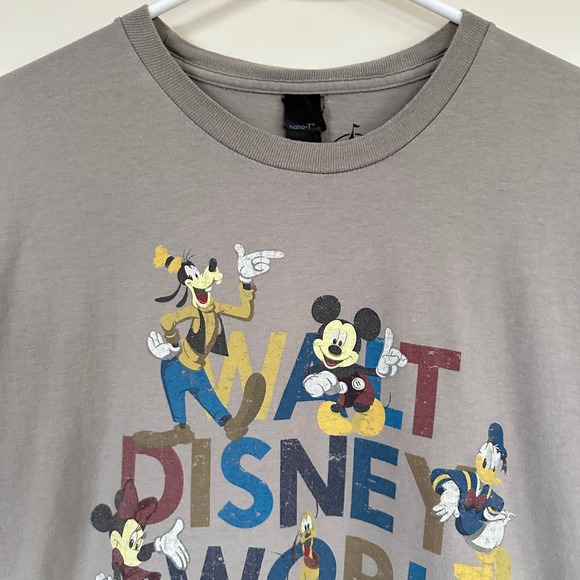 Disney Parks Walt Disney World T-Shirt Short Sleeve Mickey Mouse Crew Neck MED - Picture 2 of 10